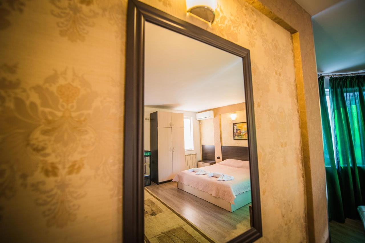 Vida Family Hotel Видин Экстерьер фото